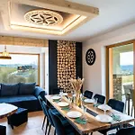 度假居 Czorsztyn Ski&sail Aparthouse *