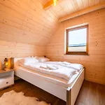 Czorsztyn Ski&sail Aparthouse 度假居 *