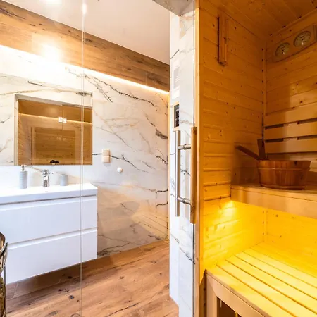 Czorsztyn Ski&sail Aparthouse * Маньови